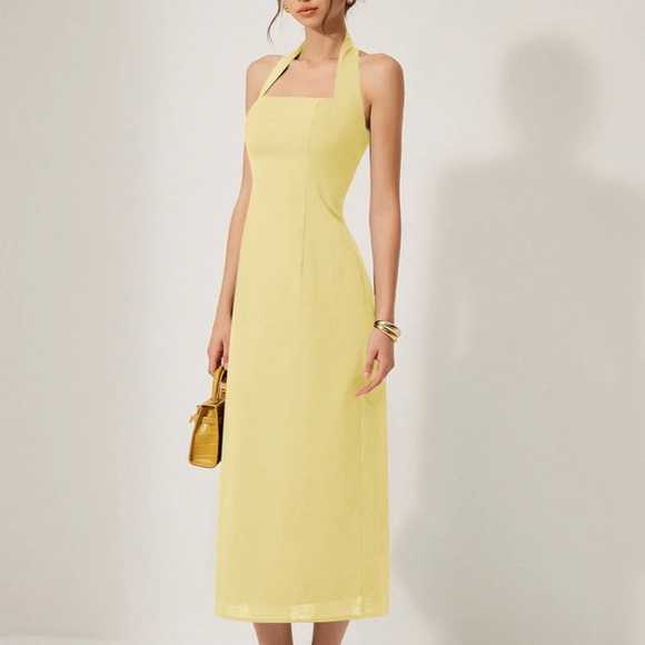 Commense Dresses & Skirts - Commense Light Yellow Backless Halter Dress
